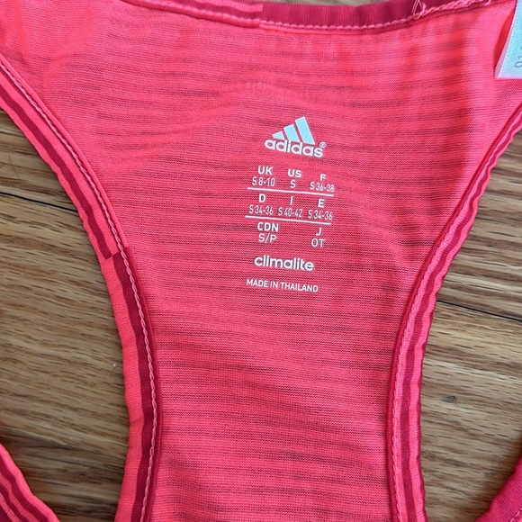 Adidas woman’s Climalite tank top - Picture 4 of 9